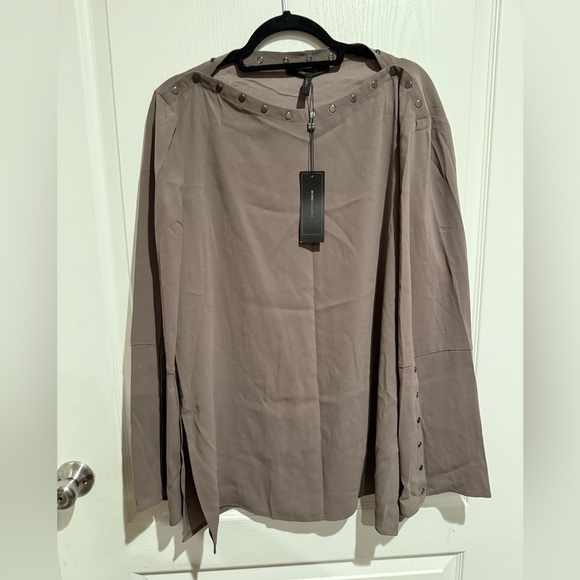 BCBG Laycie blouse. NWT - Picture 2 of 9